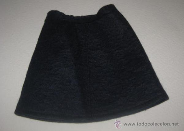 Vestidos mu&ntilde;ecas espa&ntilde;olas: FALDA DEL UNIFORME DE AZAFATA DE LA MU&Ntilde;ECA NANCY - Foto 1