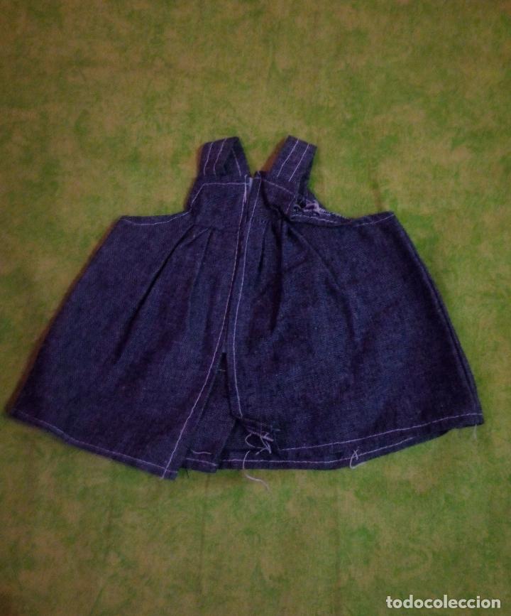 Vestidos mu&ntilde;ecas espa&ntilde;olas: Falda vaquera con bolsillos com 20cm - Foto 2