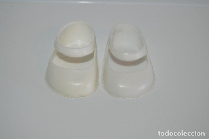 Vestidos mu&ntilde;ecas espa&ntilde;olas: Zapatos de mu&ntilde;eca cn1 - Foto 2
