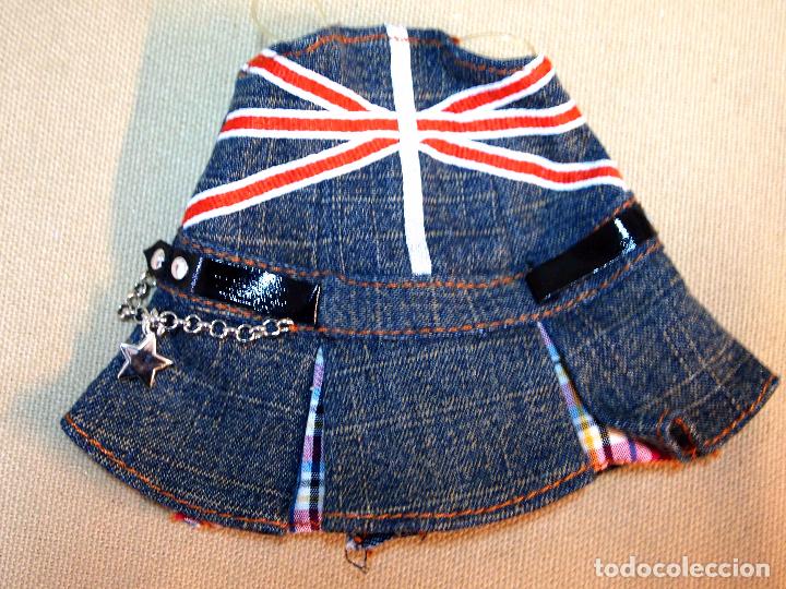 Vestidos mu&ntilde;ecas espa&ntilde;olas: ROPA Y COMPLEMENTOS DE MU&Ntilde;ECA MODERNA ESPA&Ntilde;OLA, BRATZ, FALDA - Foto 1