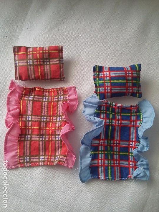 Vestidos mu&ntilde;ecas espa&ntilde;olas: Juego de colchas y almohadas - Foto 1