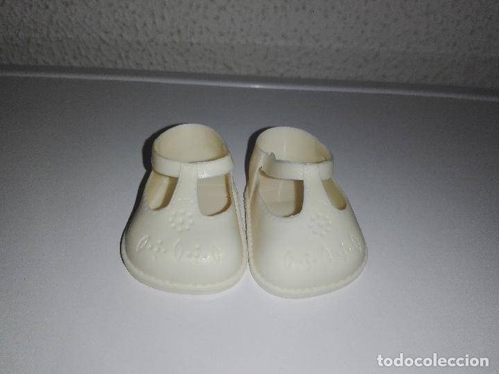 Vestidos mu&ntilde;ecas espa&ntilde;olas: zapatos de mu&ntilde;eca ver tama&ntilde;o cpp2 - Foto 1