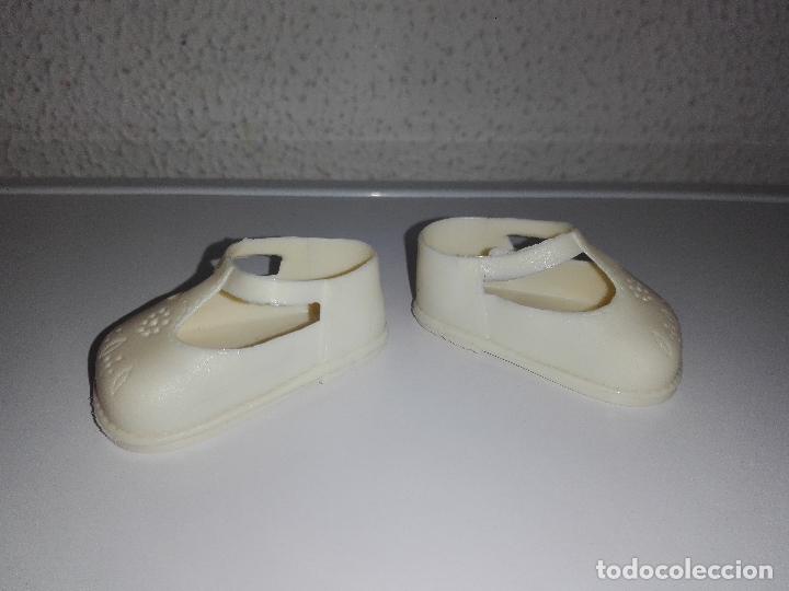 Vestidos mu&ntilde;ecas espa&ntilde;olas: zapatos de mu&ntilde;eca ver tama&ntilde;o cpp2 - Foto 3
