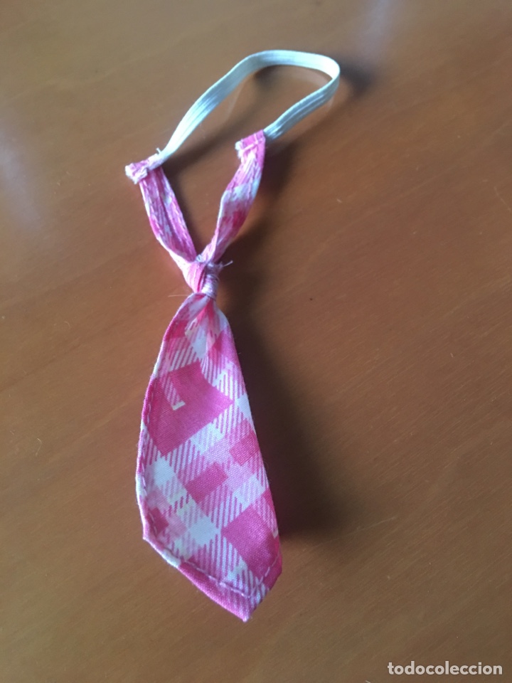 Vestidos mu&ntilde;ecas espa&ntilde;olas: CORBATA PARA MU&Ntilde;ECA (PUEDE PARA NANCY) - Foto 1