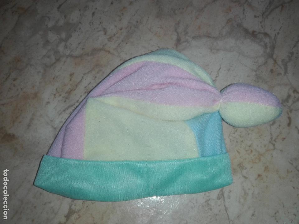Vestidos mu&ntilde;ecas espa&ntilde;olas: Gorro para mu&ntilde;eco bebe - Foto 1