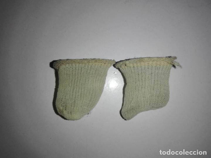 Vestidos mu&ntilde;ecas espa&ntilde;olas: Calcetines mu&ntilde;eca alina que camina bb b.b  cpp2 - Foto 2