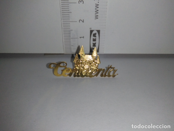 Vestidos mu&ntilde;ecas espa&ntilde;olas: Broche pin de aguja de mu&ntilde;eca chabel cenicienta cpp2 - Foto 2