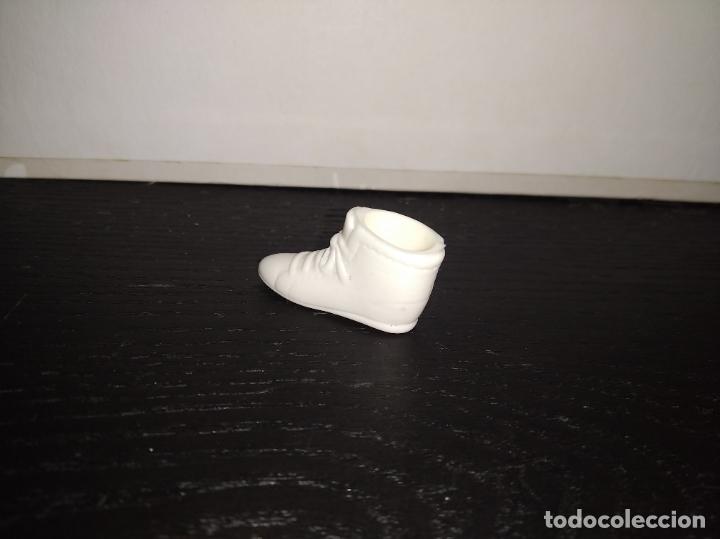 Vestidos mu&ntilde;ecas espa&ntilde;olas: Zapato de mu&ntilde;eca Chabel de feber - Foto 3