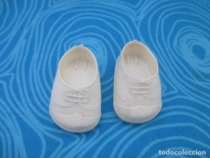 Vestidos mu&ntilde;ecas espa&ntilde;olas: DEPORTIVAS ORIGINALES NANCY - Foto 3