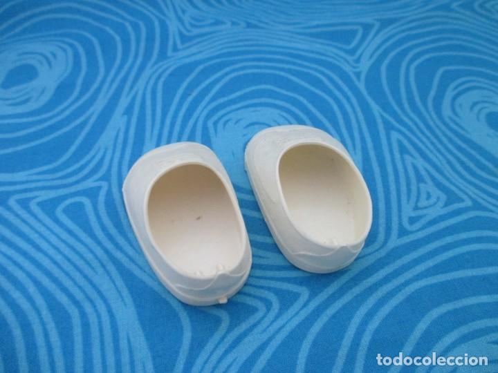 Vestidos mu&ntilde;ecas espa&ntilde;olas: DEPORTIVAS ORIGINALES NANCY - Foto 4