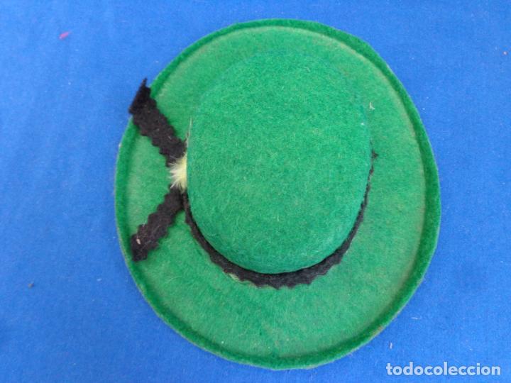 Vestidos mu&ntilde;ecas espa&ntilde;olas: SOMBRERO VALIDO PARA NANCY! - Foto 2