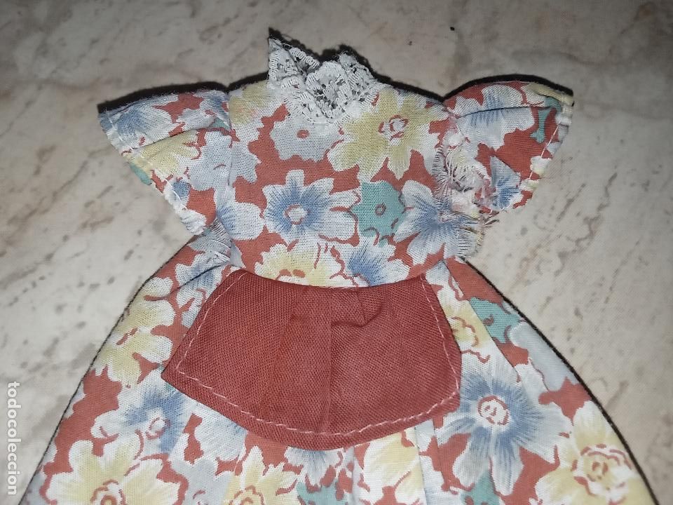 Vestidos mu&ntilde;ecas espa&ntilde;olas: Vestido de mu&ntilde;eca Chabel - Foto 2