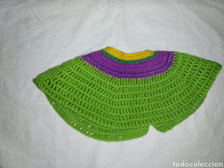 Vestidos mu&ntilde;ecas espa&ntilde;olas: PONCHO DE PUNTO BICOLOR PARA MU&Ntilde;ECA - Foto 2