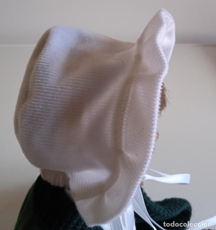 Vestidos mu&ntilde;ecas espa&ntilde;olas: GORRITO PARA MU&Ntilde;ECA PEQUE&Ntilde;A - Foto 2