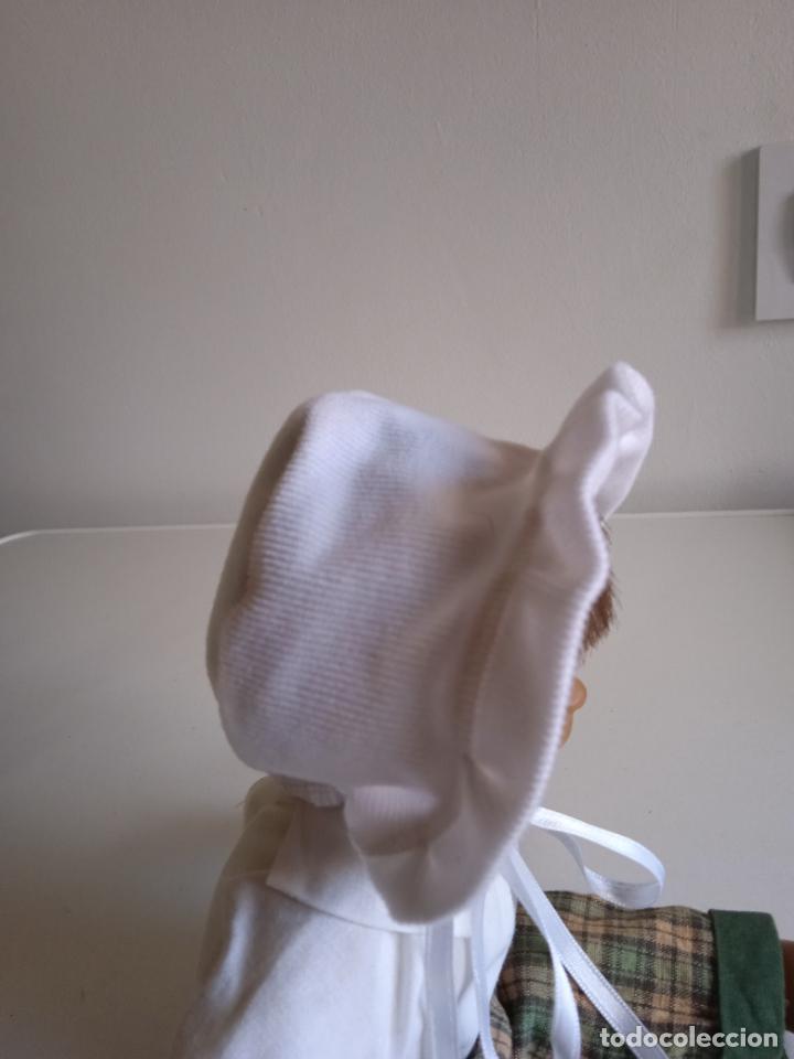 Vestidos mu&ntilde;ecas espa&ntilde;olas: GORRITO PARA MU&Ntilde;ECA PEQUE&Ntilde;A - Foto 3