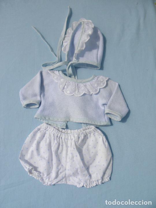 Vestidos mu&ntilde;ecas espa&ntilde;olas: Antiguo conjunto de ropa de mu&ntilde;eca Icsa - Foto 1
