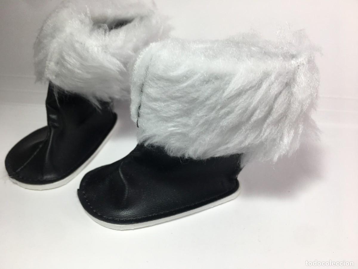 Vestidos mu&ntilde;ecas espa&ntilde;olas: BOTAS NEGRAS Y PELO BLANCO PARA MU&Ntilde;ECA - Foto 2