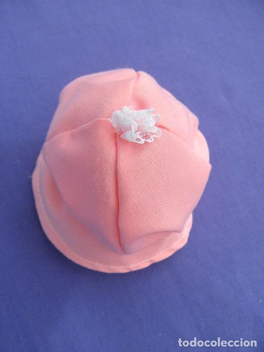 Vestidos mu&ntilde;ecas espa&ntilde;olas: Antiguo gorro rosa para mu&ntilde;ecas - Foto 1