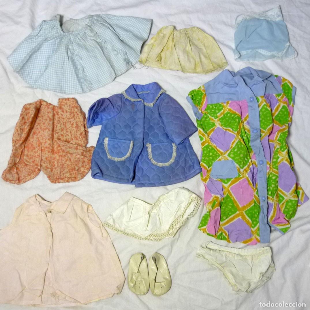 Vestidos mu&ntilde;ecas espa&ntilde;olas: Conjunto variado de ropa para mu&ntilde;ecas - Foto 1