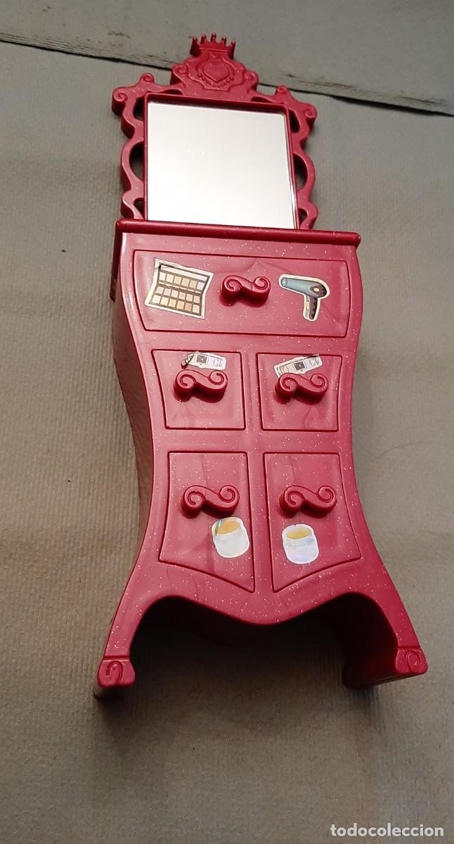 Vestidos mu&ntilde;ecas espa&ntilde;olas: Mueble de mu&ntilde;eca princesas - Foto 2