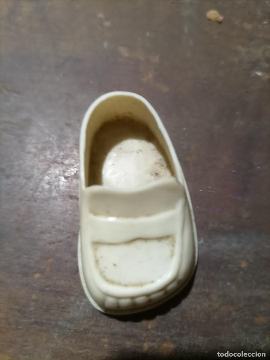 Vestidos mu&ntilde;ecas espa&ntilde;olas: Zapato original mu&ntilde;eca lesly - Foto 1