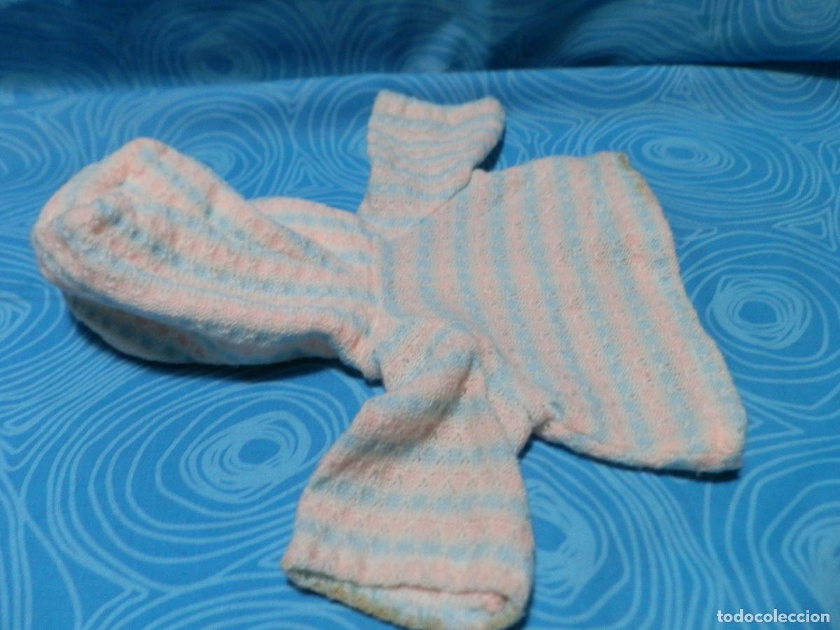 Vestidos mu&ntilde;ecas espa&ntilde;olas: ANTIGUO JERSEY CAPUCHA SIN MARCA PARA MU&Ntilde;ECA - Foto 4