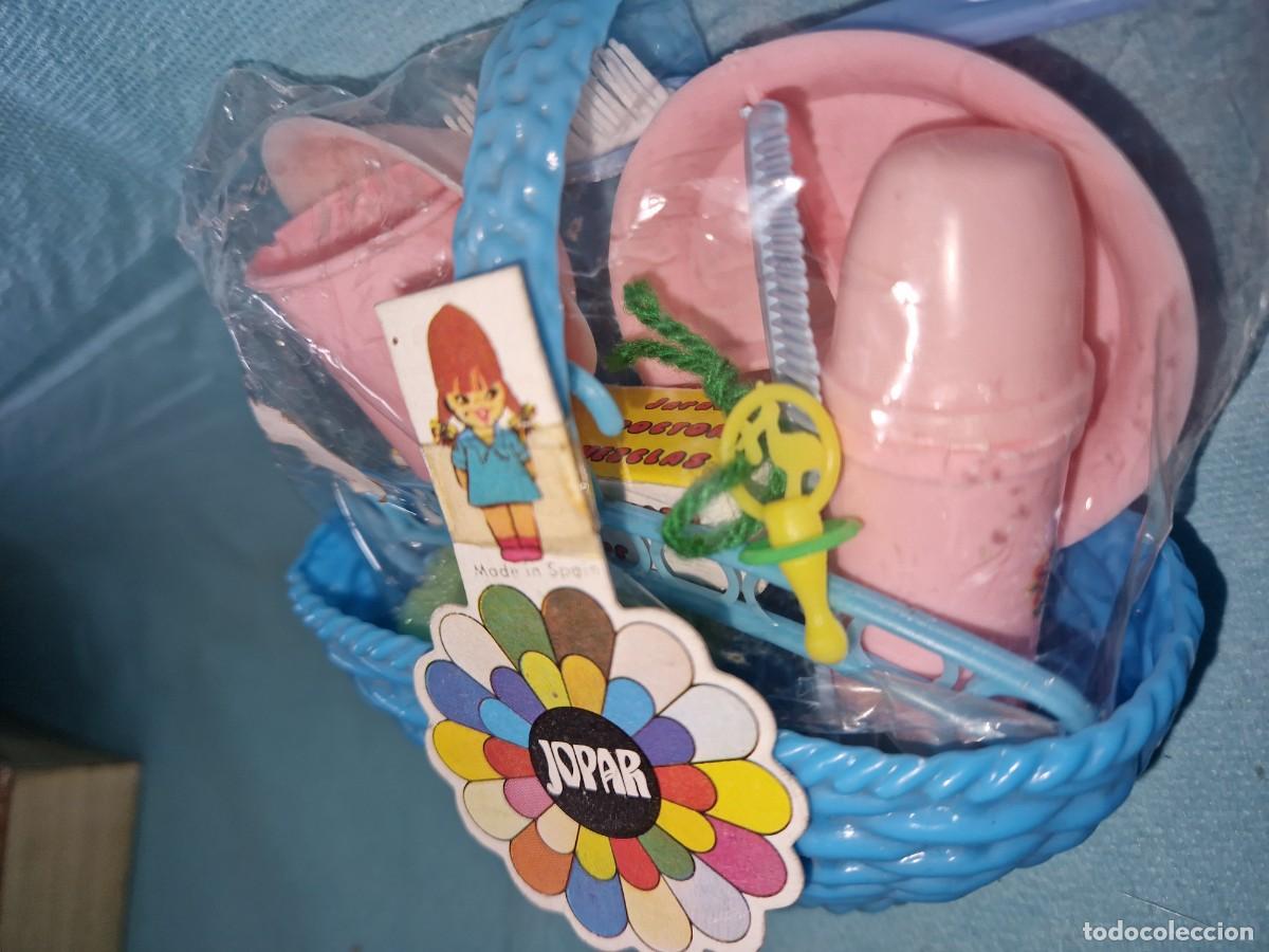 Vestidos mu&ntilde;ecas espa&ntilde;olas: CANASTILLA CON ACCESORIOS BEBE MU&Ntilde;ECA - Foto 2
