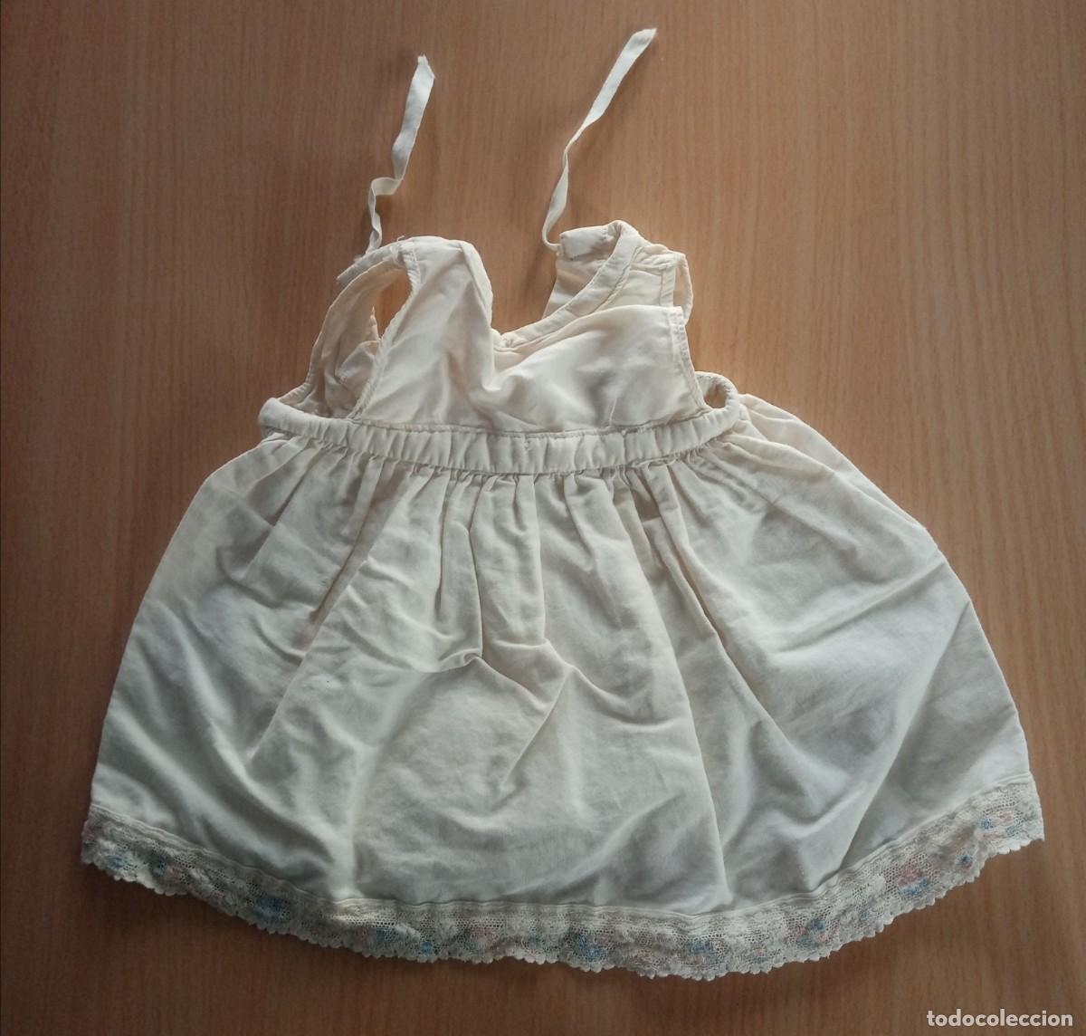 Vestidos mu&ntilde;ecas espa&ntilde;olas: Vestidito blanco para mu&ntilde;eca. - Foto 1