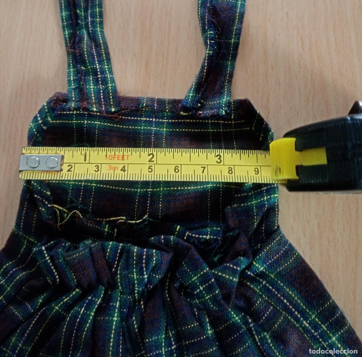 Vestidos mu&ntilde;ecas espa&ntilde;olas: Mono de cuadritos para mu&ntilde;eca. - Foto 3