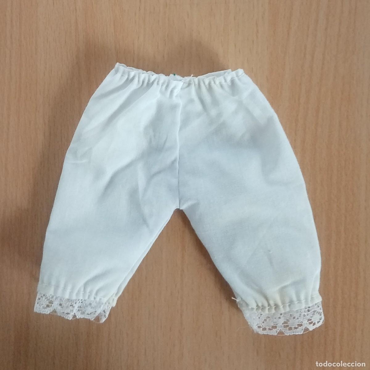 Vestidos mu&ntilde;ecas espa&ntilde;olas: Pantaloncito blanco para mu&ntilde;eca. - Foto 1