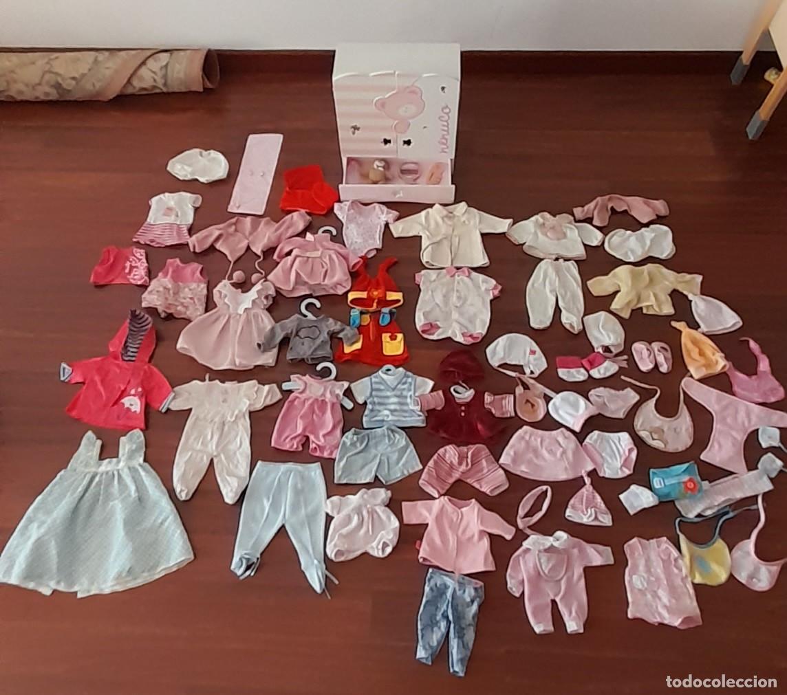 Vestidos mu&ntilde;ecas espa&ntilde;olas: ARMARIO DE NENUCO CON ROPA Y COMPLEMENTOS - Foto 1