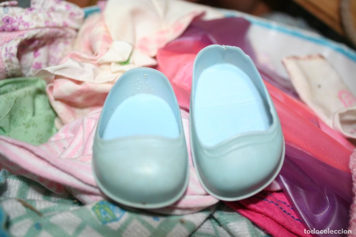 Vestidos mu&ntilde;ecas espa&ntilde;olas: zapatos mu&ntilde;eca azules - Foto 2