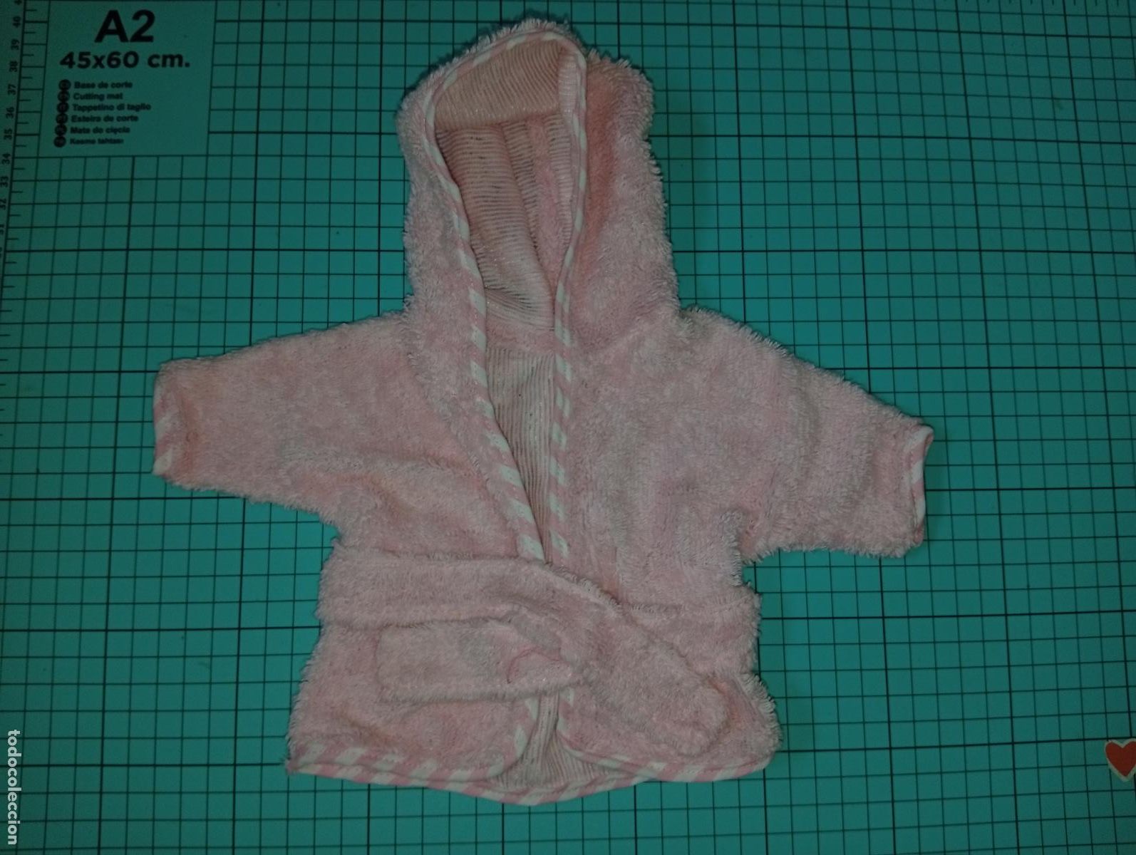 Vestidos mu&ntilde;ecas espa&ntilde;olas: Bata albornoz de mu&ntilde;eca bebe Nenuco - Foto 1