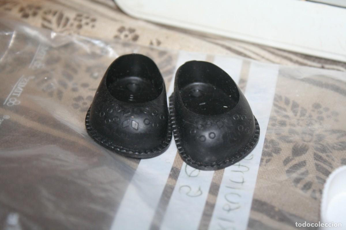 Vestidos mu&ntilde;ecas espa&ntilde;olas: ZAPATOS MU&Ntilde;ECA MU&Ntilde;ECOP - Foto 1