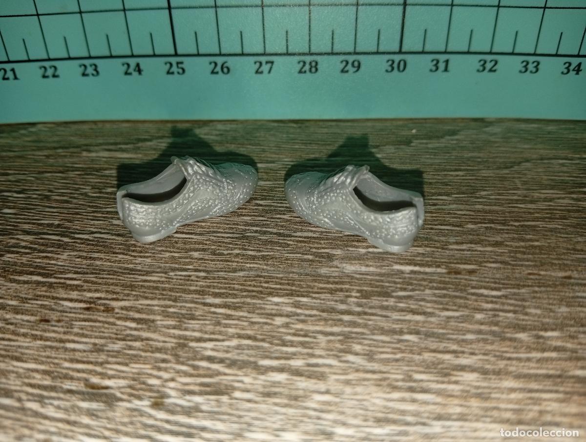 Vestidos mu&ntilde;ecas espa&ntilde;olas: Zapatos de mu&ntilde;eca Barbie - Foto 3
