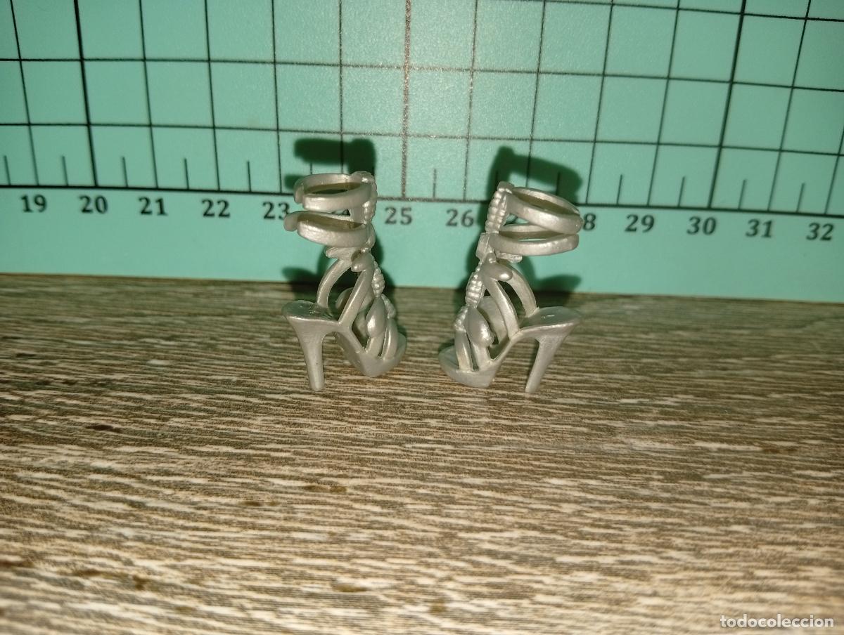 Vestidos mu&ntilde;ecas espa&ntilde;olas: Zapatos de mu&ntilde;eca Barbie - Foto 3