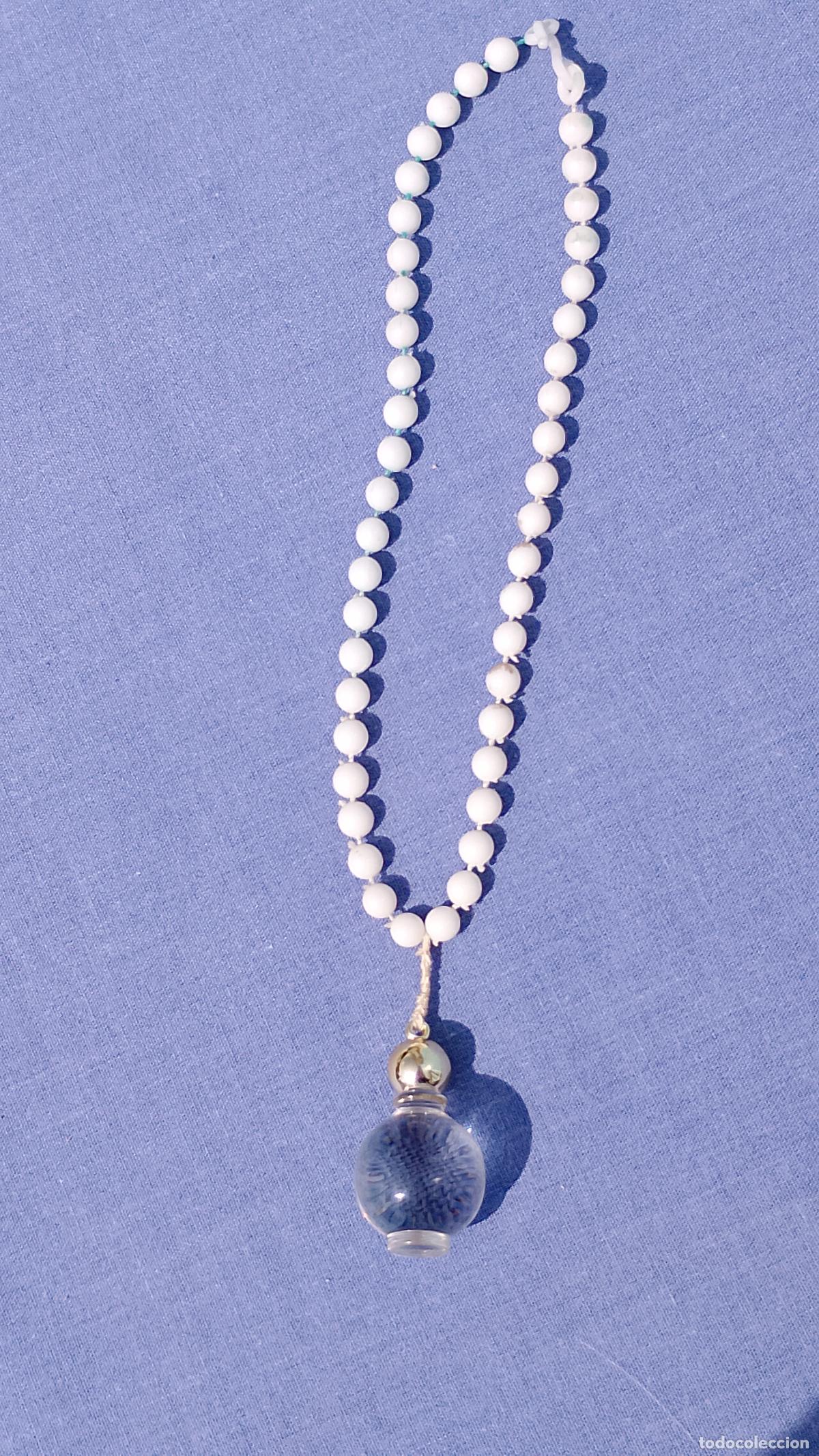 Vestidos Mu&ntilde;ecas Espa&ntilde;olas: Antiguo collar con colgante en forma de frasquito, para mu&ntilde;ecas