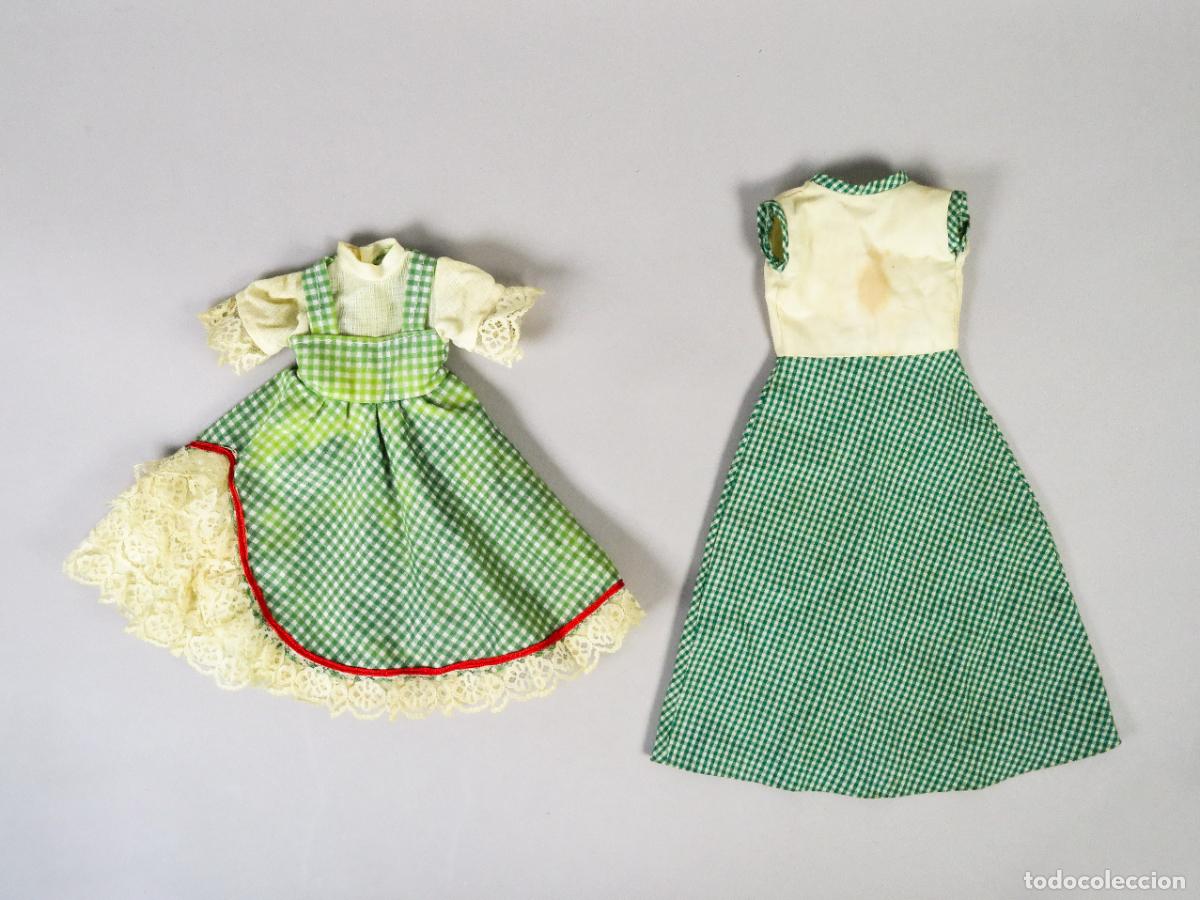Vestidos Mu&ntilde;ecas Espa&ntilde;olas: 2 vestidos mu&ntilde;eca tama&ntilde;o Nancy cuadros vichy verdes a&ntilde;os 70 - 80