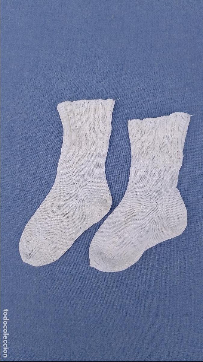 Vestidos Mu&ntilde;ecas Espa&ntilde;olas: Antiguos calcetines blancos para mu&ntilde;ecas