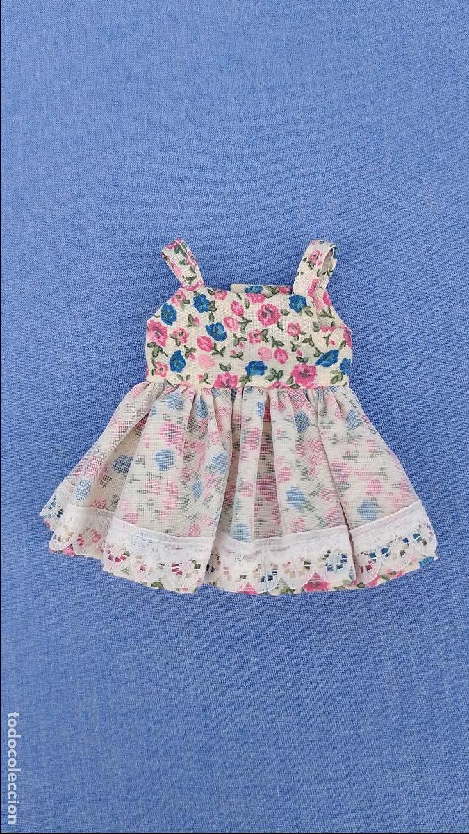 Vestidos Mu&ntilde;ecas Espa&ntilde;olas: Antiguo vestido de mu&ntilde;eca Mariguita P&eacute;rez reedici&oacute;n Altaya