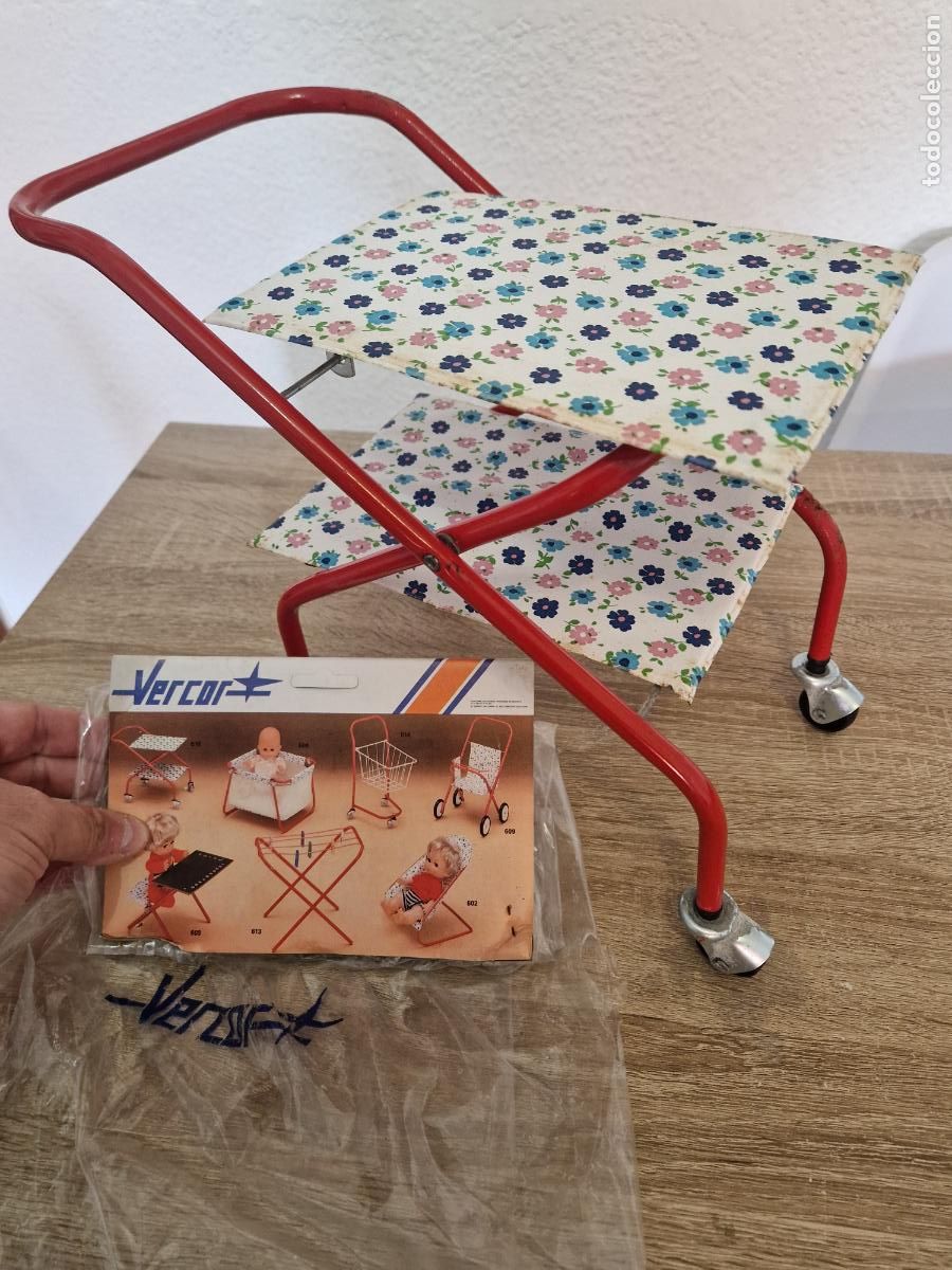 Vestidos Mu&ntilde;ecas Espa&ntilde;olas: antiguo cambiador bebe mu&ntilde;ecas carro aseo ba&ntilde;o mueble vintage a&ntilde;os 70 Vercor juguete
