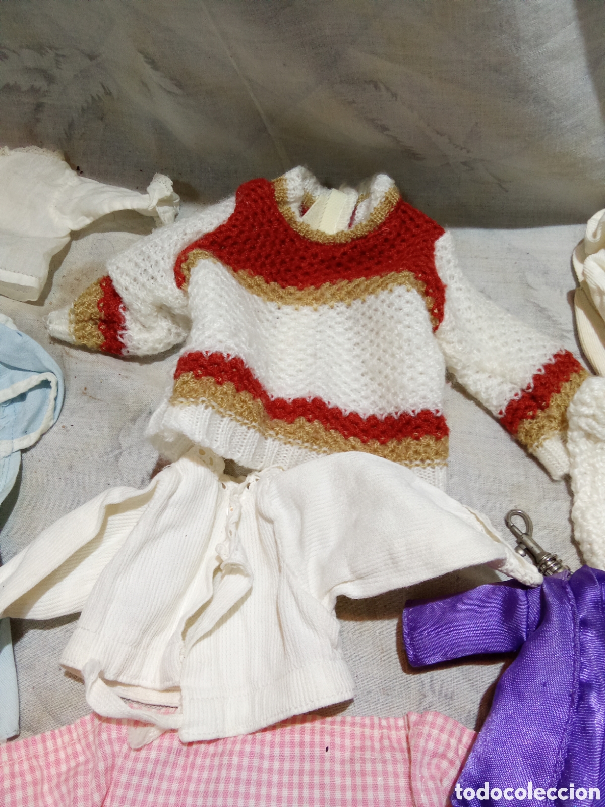 Vestidos mu&ntilde;ecas espa&ntilde;olas: LOTE VARIADO DE ROPA PARA MU&Ntilde;ECA - Foto 4