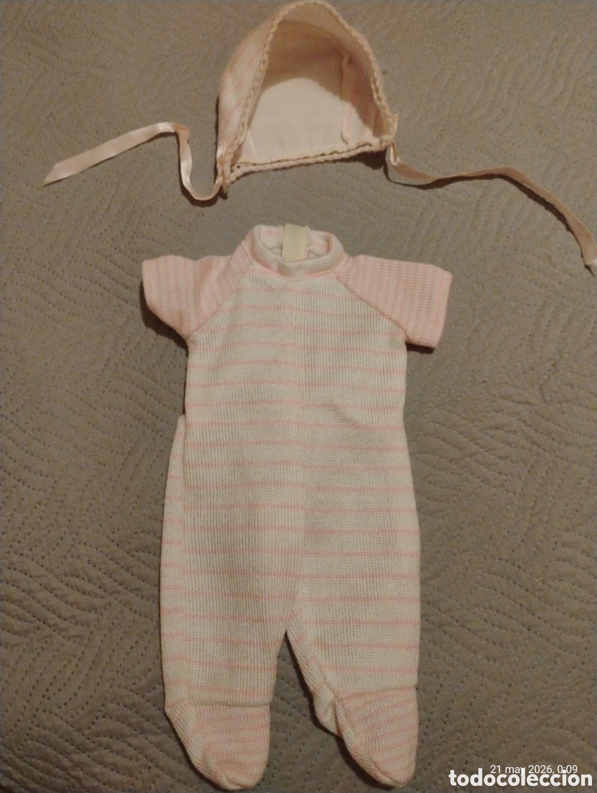 Vestidos Mu&ntilde;ecas Espa&ntilde;olas: Aut&eacute;ntico conjunto de pelele y capota mu&ntilde;eca Nenuco de Famosa. Primera &eacute;poca (A&ntilde;os 70/80)