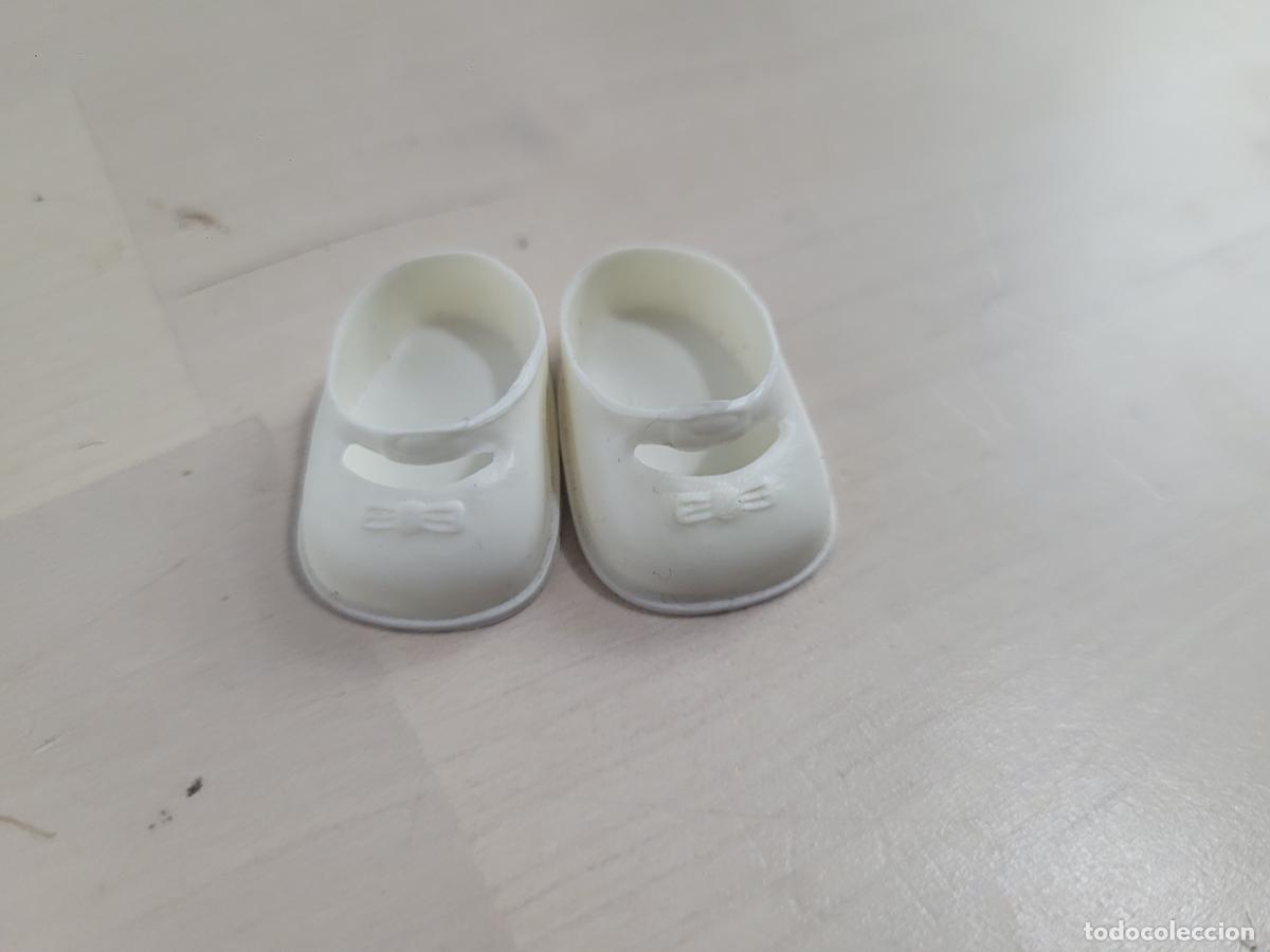Vestidos Mu&ntilde;ecas Espa&ntilde;olas: zapatos barriguitas blancos a&ntilde;os 80