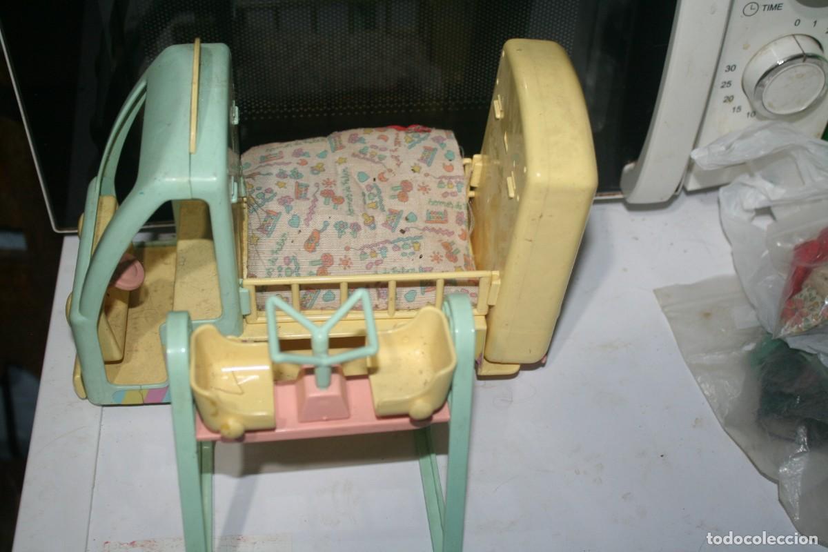 Vestidos mu&ntilde;ecas espa&ntilde;olas: mini bus en caja de chabel - Foto 1