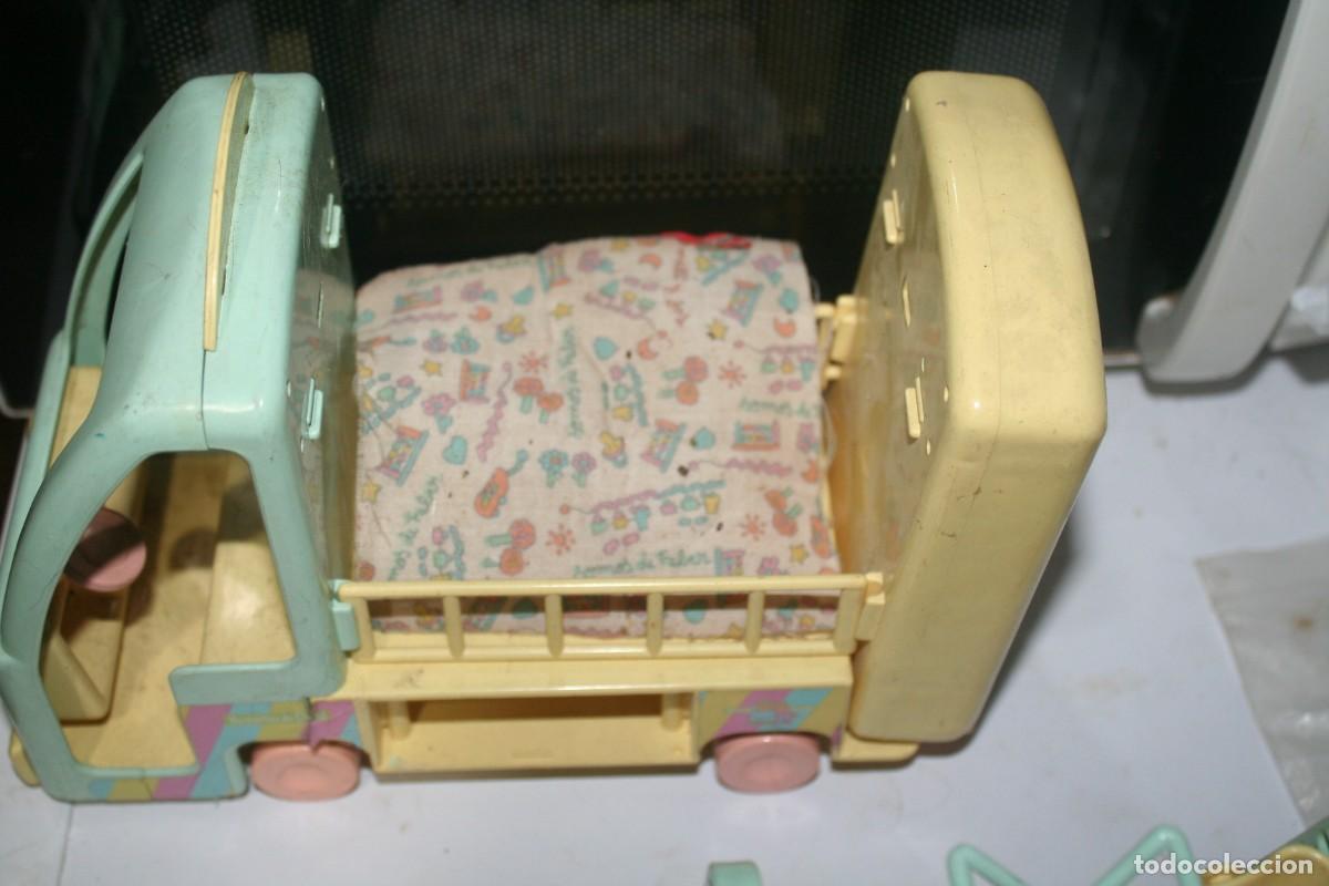 Vestidos mu&ntilde;ecas espa&ntilde;olas: mini bus en caja de chabel - Foto 3