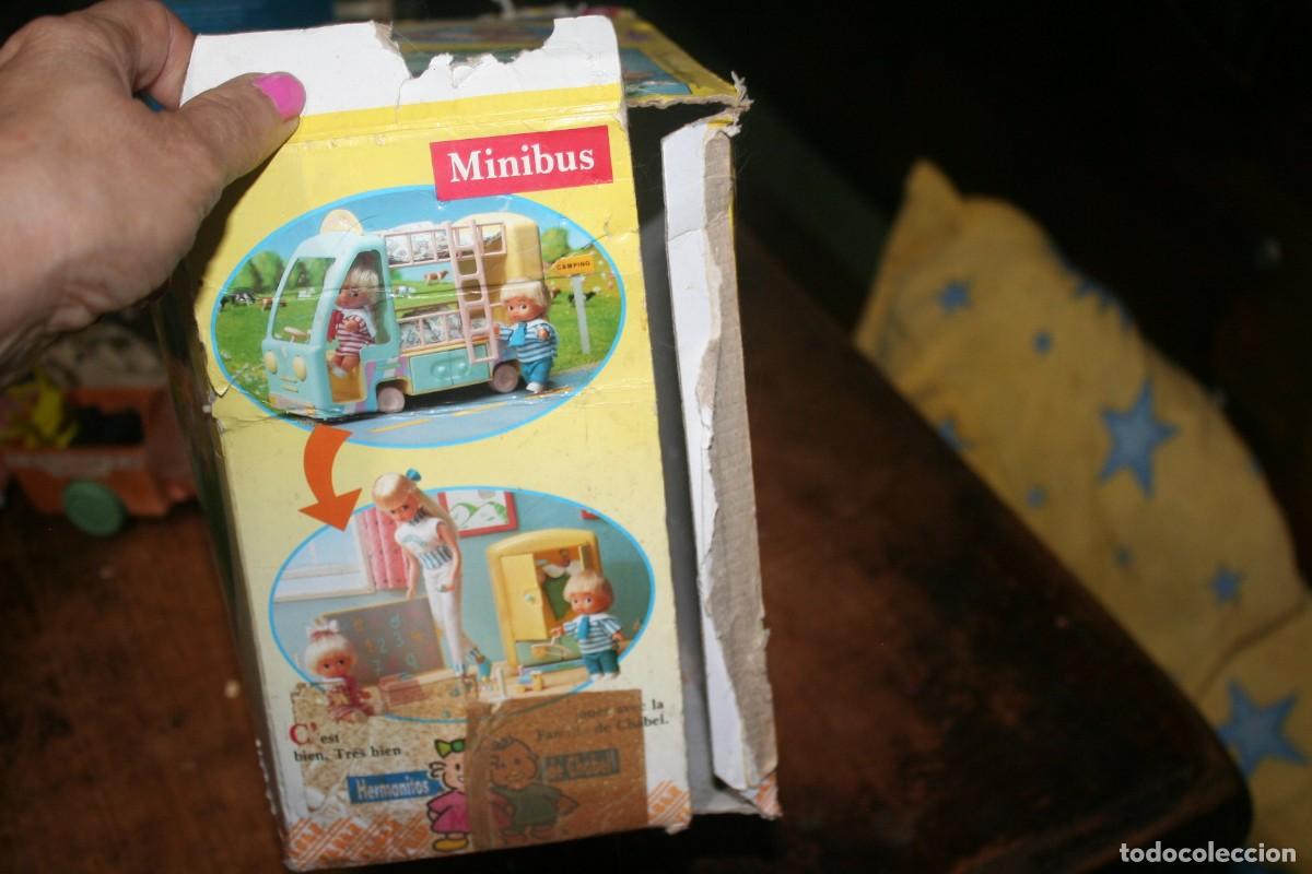Vestidos mu&ntilde;ecas espa&ntilde;olas: mini bus en caja de chabel - Foto 10