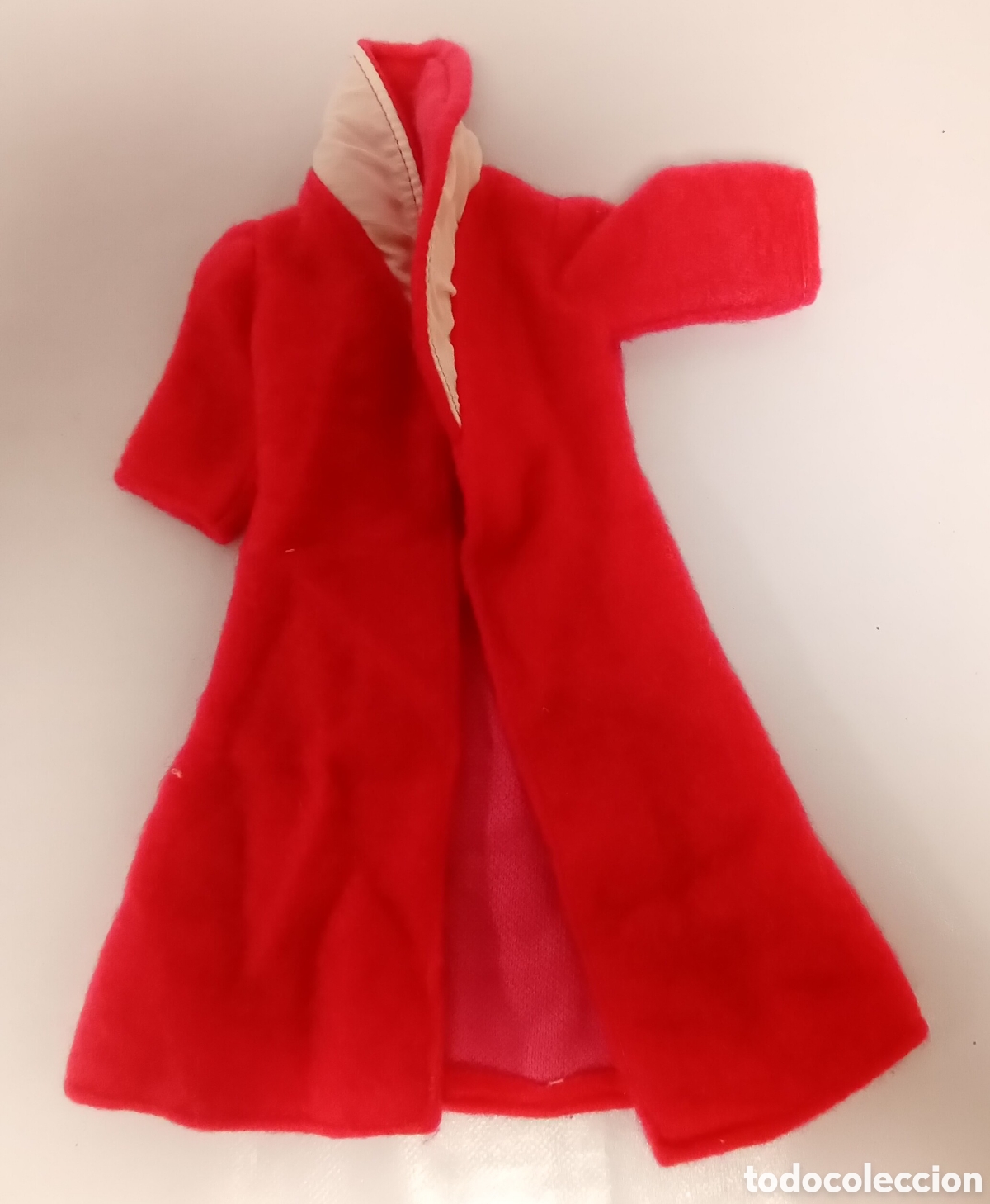 Vestidos mu&ntilde;ecas espa&ntilde;olas: Bata Felpa Roja Para Mu&ntilde;eca Nancy Creaciones Marco