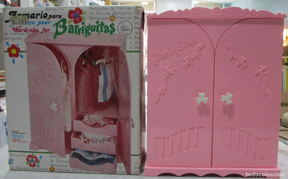 Vestidos mu&ntilde;ecas espa&ntilde;olas: LOTE ACCESORIOS BARRIGUITAS - ARMARIO Y BA&Ntilde;ERA CON CAJA ORIGINAL , SILLITA DE PASEO , ROPA ,ETC