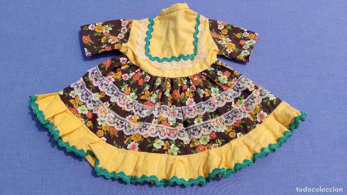 Vestidos mu&ntilde;ecas espa&ntilde;olas: Antiguo vestido estampado para mu&ntilde;ecas